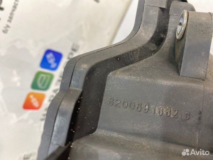 Коллектор впускной Renault Duster HSM F4R 2012