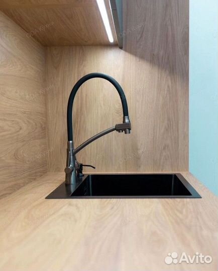 Кухни от дизайнера / выполненные на заказ