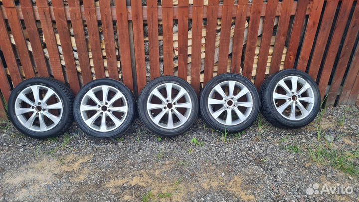 Литые диски r 16 на Hyundai Solaris или Kia Rio