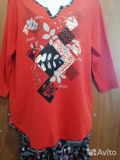 Костюм женский с брюками