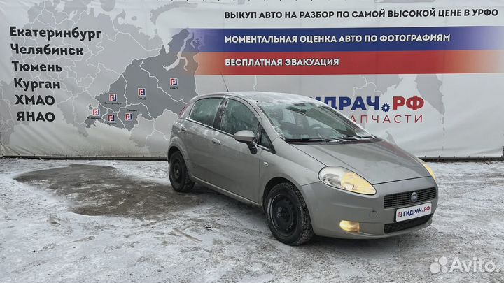 Моторчик заслонки отопителя Fiat Punto (199)