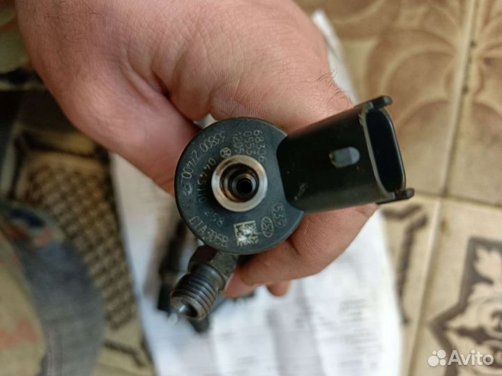 Топливная форсунка hyundai/KIA 2,0 CRDi