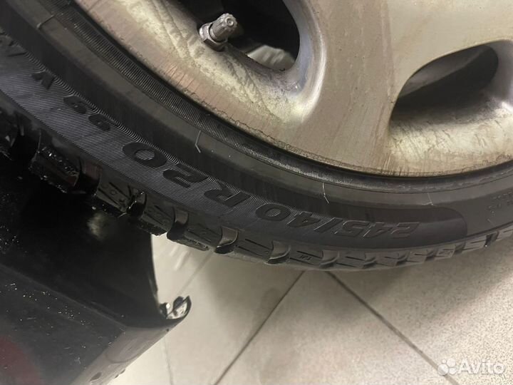 Pirelli Winter Sottozero 3 245/40 R20 и 275/35 R20 99V