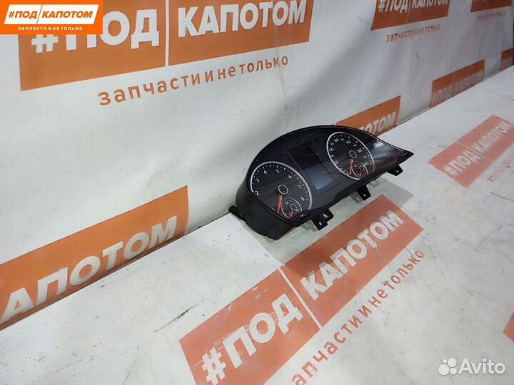 Панель приборов (щиток) Volkswagen Tiguan 2010