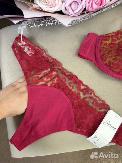 Комплект белья 75B S Simone Perele