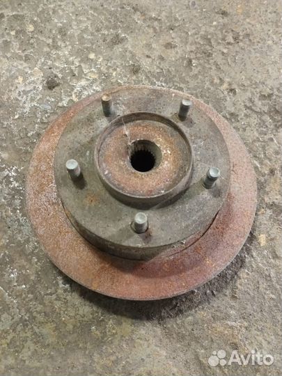 Пескоструйная очистка небольших деталей