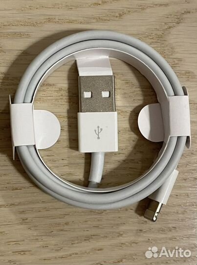 Зарядка на iPhone lightning USB