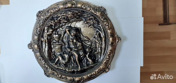 Барельеф гипсовый. Элемент декора