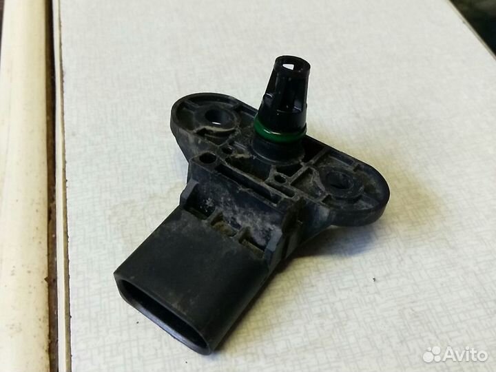 Датчик давления VW Polo 03C906051F оригинал