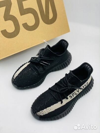 Adidas Yeezy boost 350 v2 Oreo