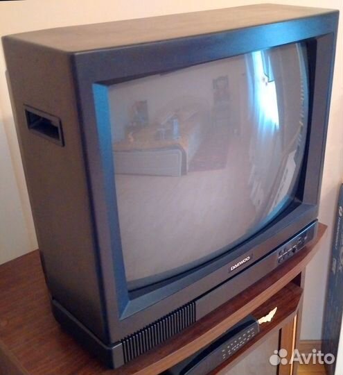 Телевизор Daewoo DMQ-2049 (20 дюймов)