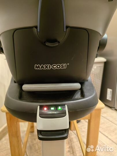 Автолюлька maxi cosi с базой