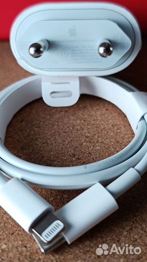 Оригинальная зарядка для iPhone iPad