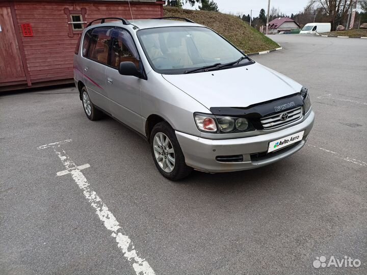 Toyota Ipsum 2.0 AT, 1996, 342 000 км