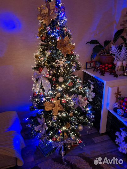 Елка искусственная