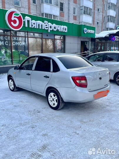 LADA Granta 1.6 МТ, 2012, 206 107 км