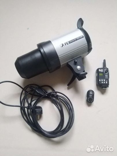 Вспышка студийная Falcon Eyes Ultima SL-300 BW