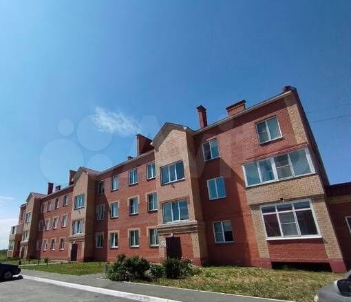 2-к. квартира, 42 м², 2/3 эт.