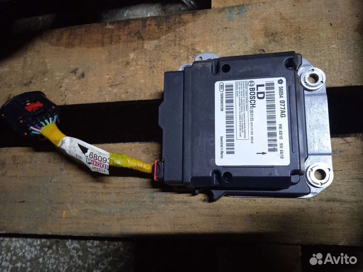 Блок управления airbag Dodge Charger LD