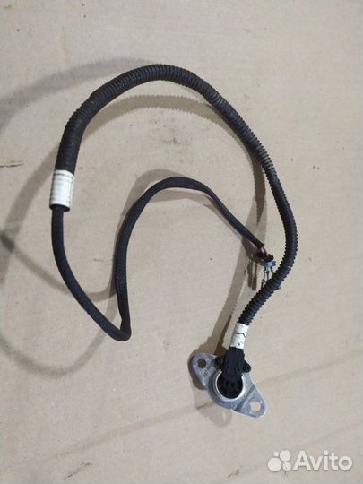 Датчик Nissan Terrano F4R 2021