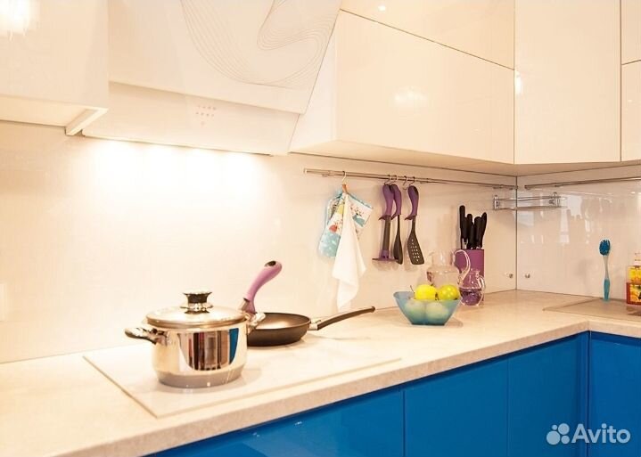 Угловой кухонный гарнитур