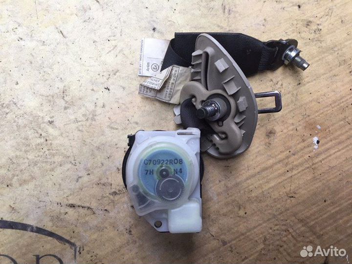 Ремень безопасности задний правый Infiniti Fx S51