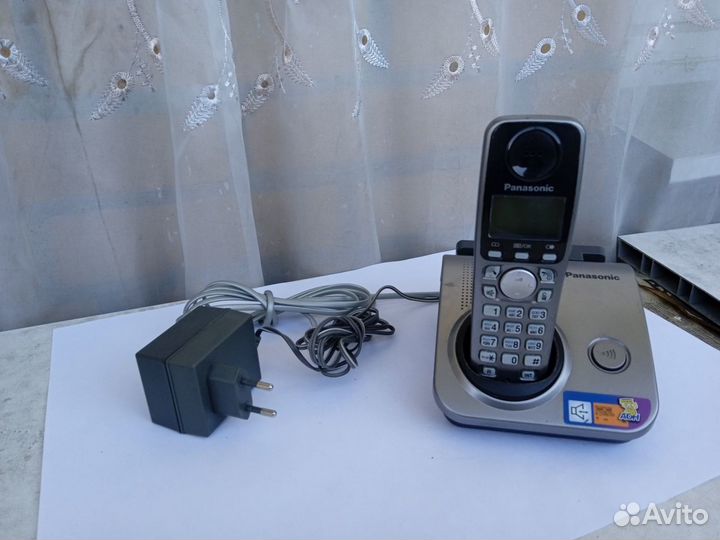 Проводный радиотелефон Панасоник