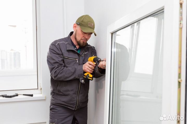 Замена и ремонт оконной фурнитуры