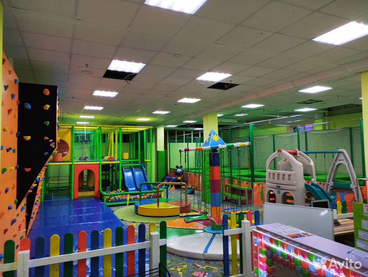 Детская игровая + батутный зал Стрекоза, нк
