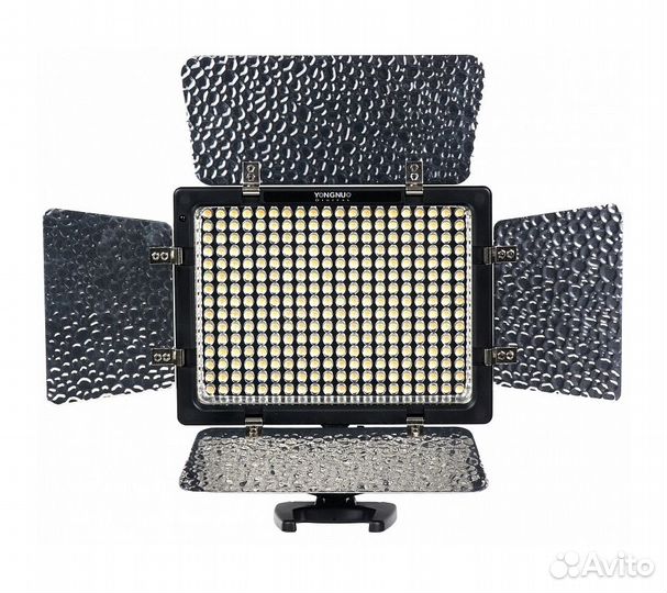 Накамерный свет светодиодный Yongnuo YN-300 II LED