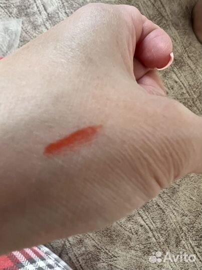 Помада карандаш