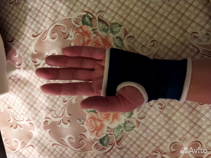 Защита запястья, шапочки для плавания