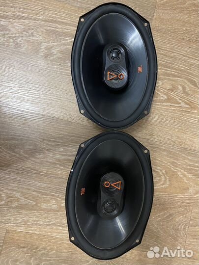 Автомобильные колонки jbl