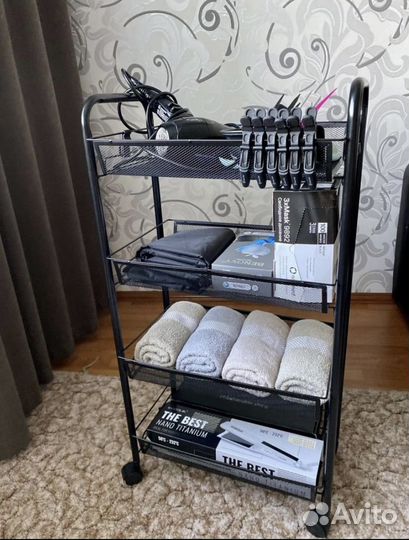 Этажерка на колесиках металлическая