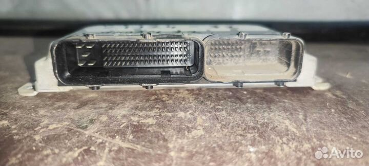 Блок управления двигателем (эбу) январь 7.2