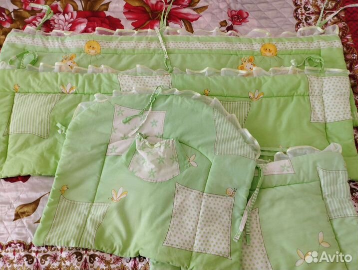 Бортики в детскую кроватку