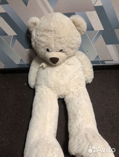 Плюшевый медведь