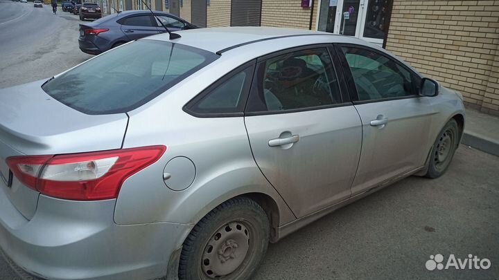 Ford Focus 1.6 AMT, 2012, битый, 90 000 км