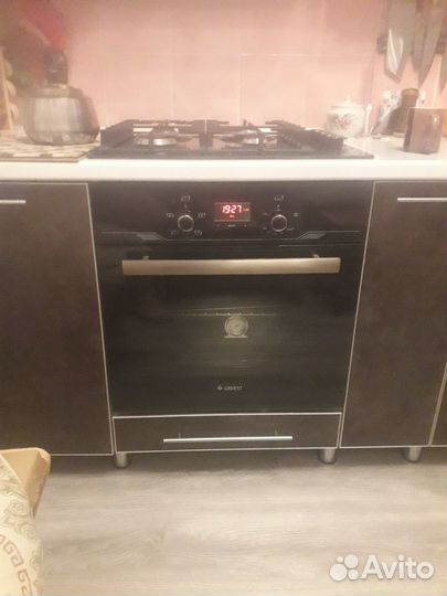 Духовой шкаф