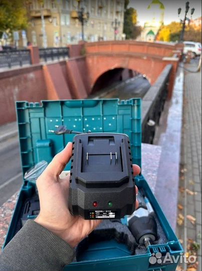 Гайковерт Макита