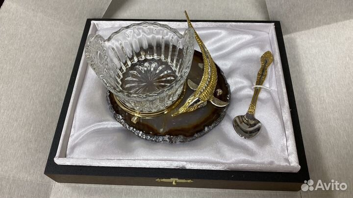 Икорница на агате, Златоуст