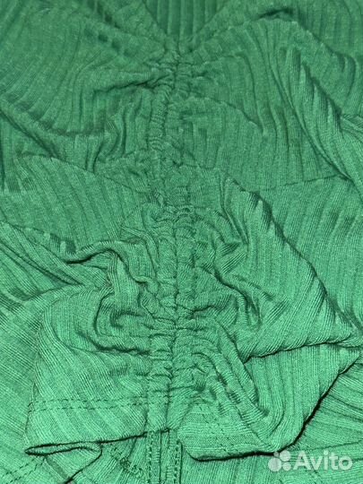 Водолазка кофта зеленая 40-42