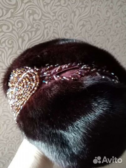 Женский норковый берет