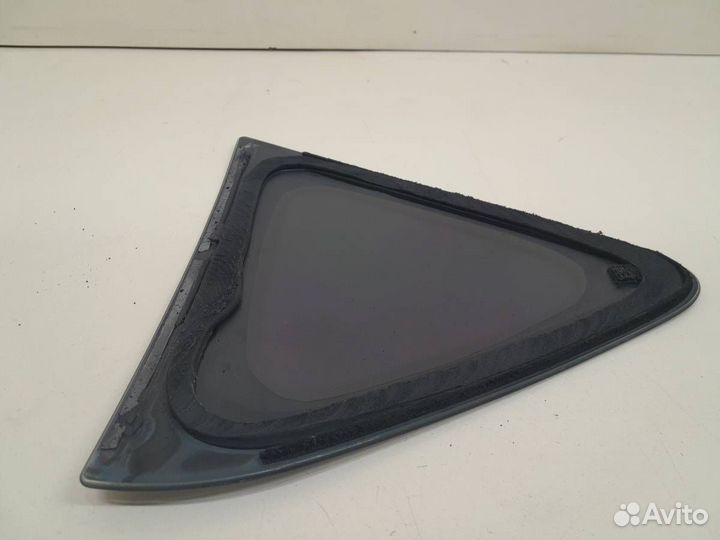 Стекло кузовное глухое правое Mazda Mazda 3 BL 200