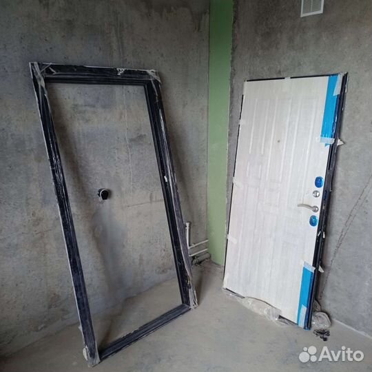 Дверь входная металлическая