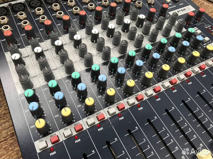 Продам микшерный Пульт