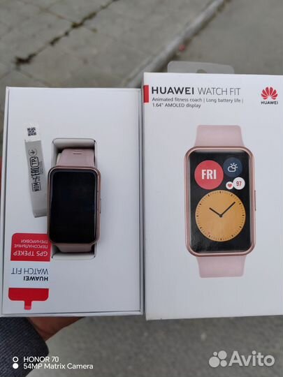 Часы huawei watch fit