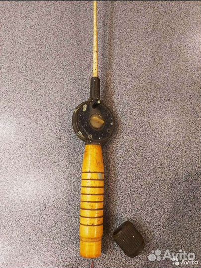 Спиннинг СССР, санки рыбака