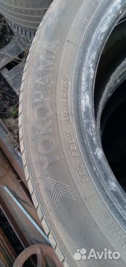 Yokohama dB Decibel E70B 215/55 R17