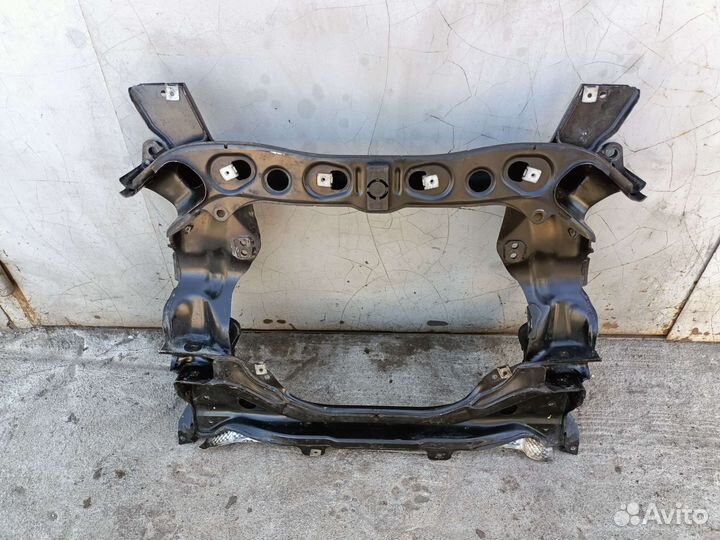 Подрамник передний Mercedes 4Matic W218 W212 C207